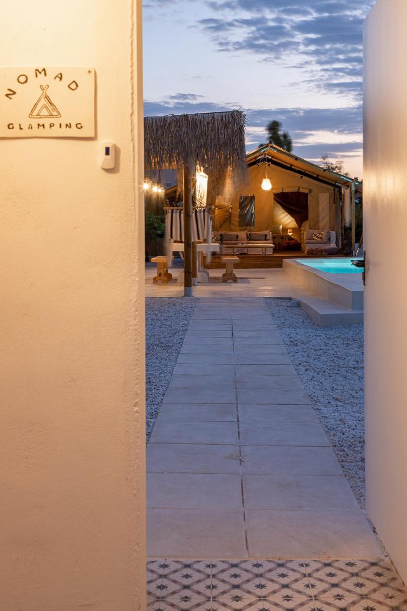 Nomad Glamping Luxury tent