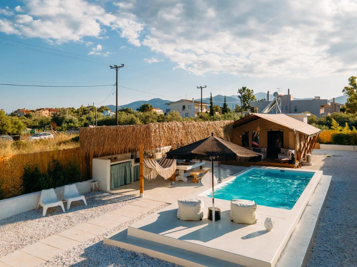 Nomad Glamping Luxury tent *